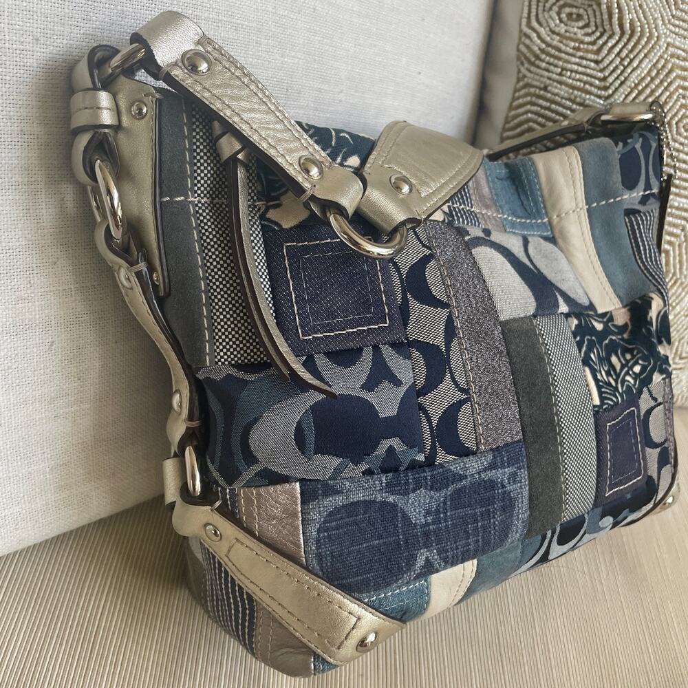 Rare Coach Signature Denim Patchwork Hobo F13721 Blue Multi Y2K Shoulder Bag - Picture 5 of 11